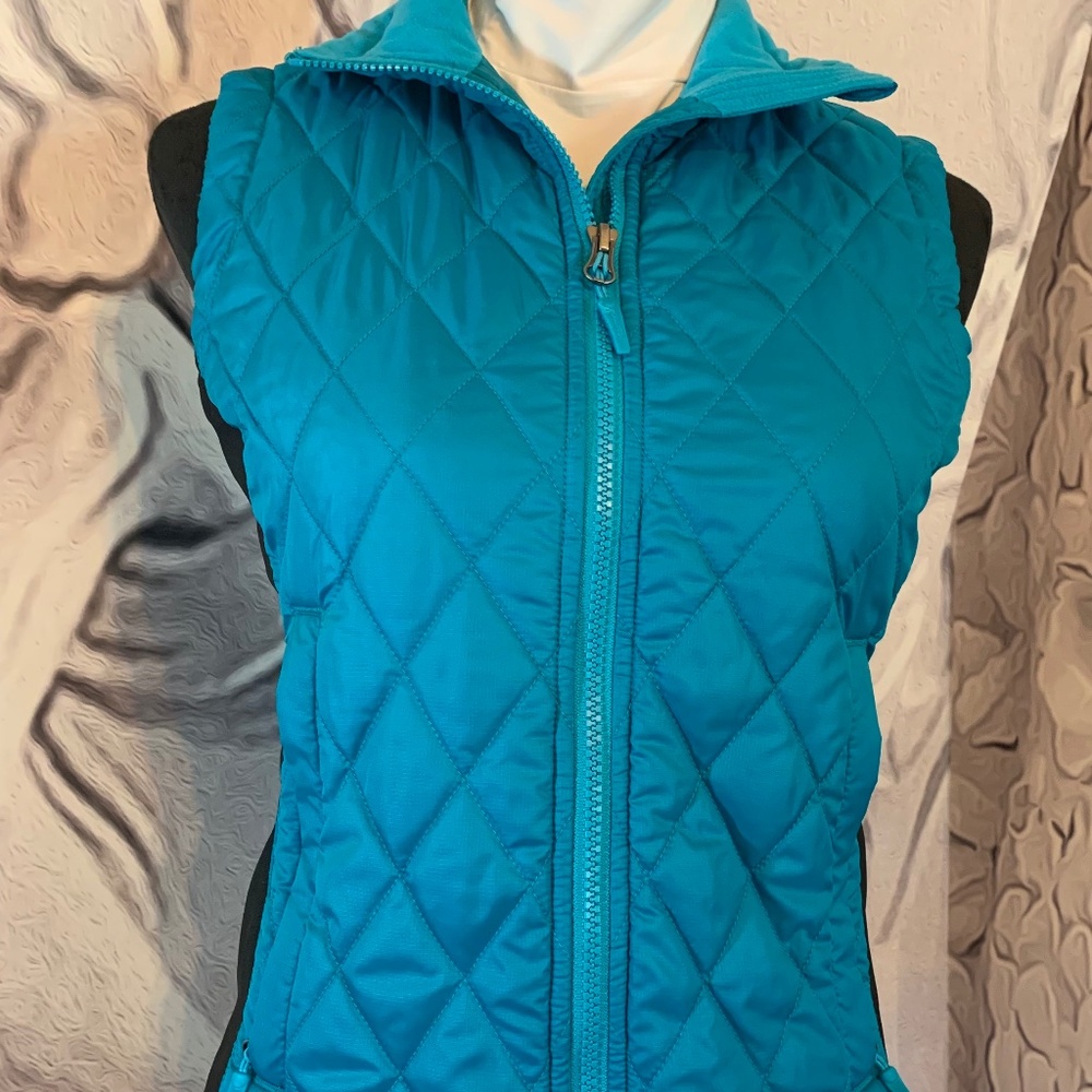 Marmot teal and black vest size XS